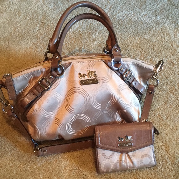 Coach Handbags - Coach purse & wallet bundle